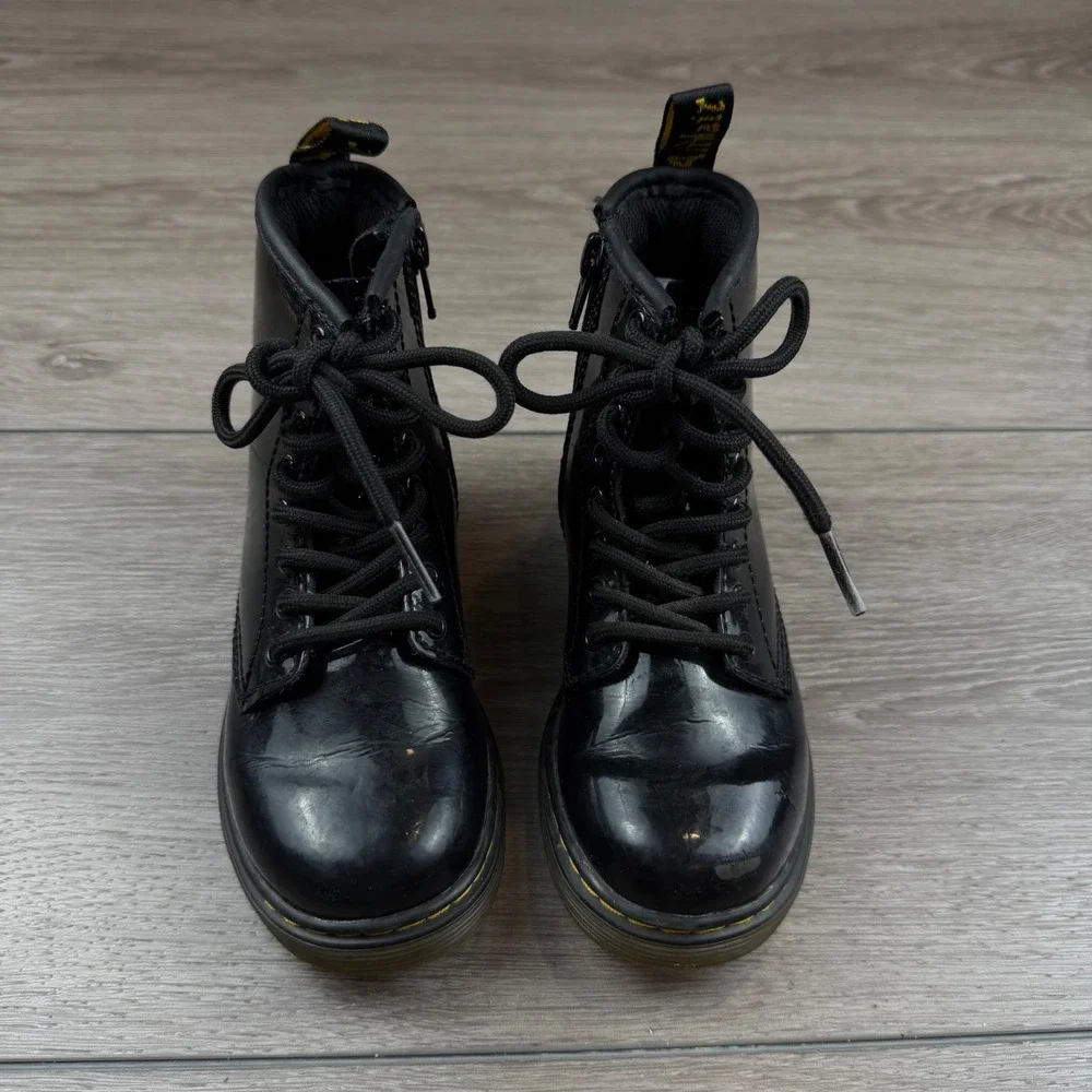 Dr. Martens Kids 1460 J Patent Leather Lace Up Boots Black Size 11 US